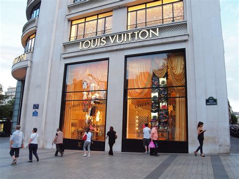 boutique louis vuitton paris|louis vuitton paris outlet.